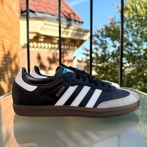 New Adidas Sambas Sneakers Shoes Vegan Black Gum Suede H01878 Womens 7.5